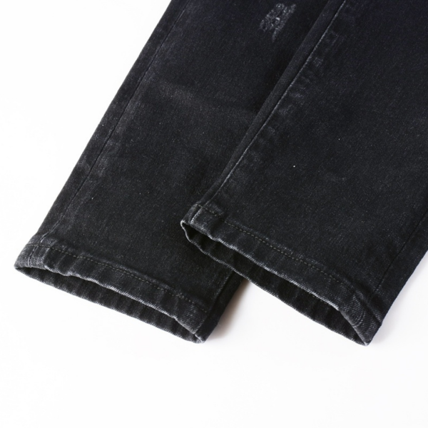 100_85a518c0-d614-47fb-a269-996356e3c558 Amr Ripped Patch Black Jeans