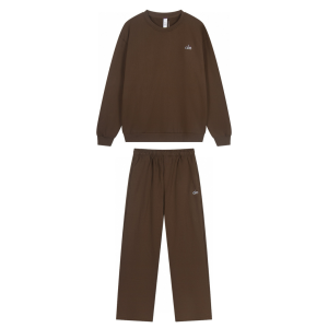 101_d98ef3c1-e523-4a9d-8a73-f0f21e7a3c4a Alo Tracksuit