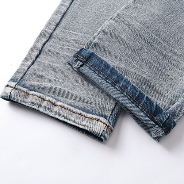 Amr Jeans