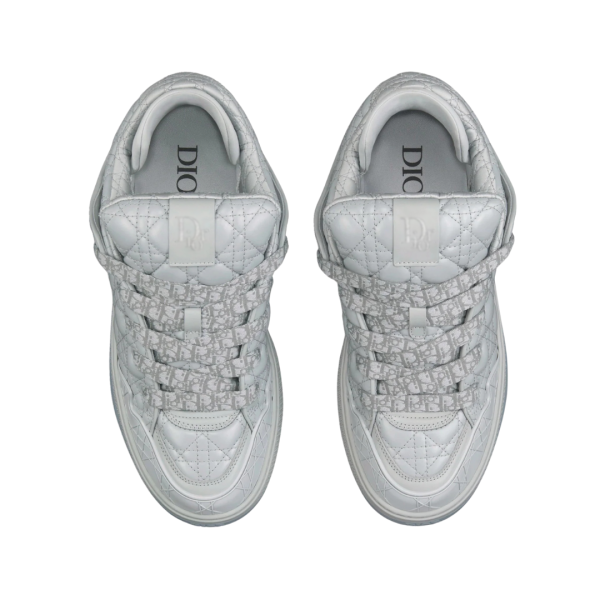 B9s Skater Grey