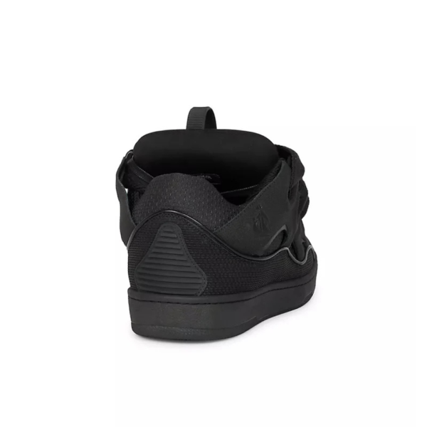 Curb Black