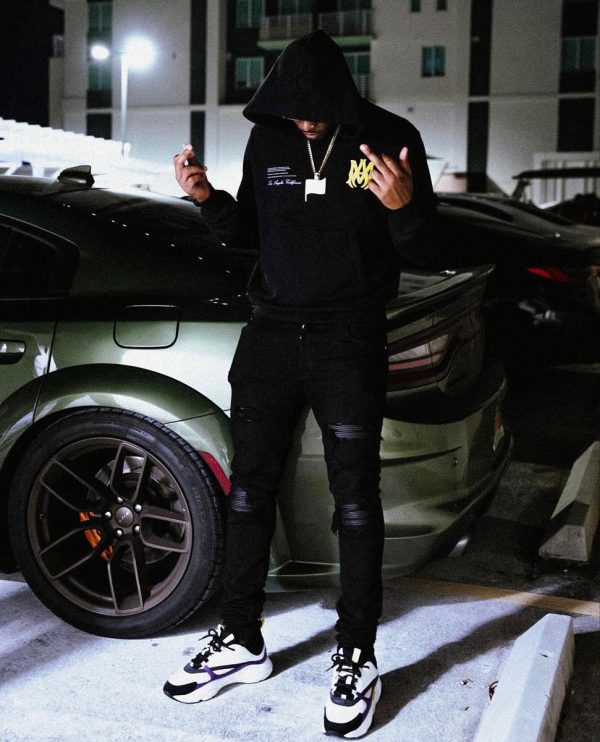 3FE2BFBD-42C0-4F00-B9A1-C23DA14E0BC0 Amr Black Jeans