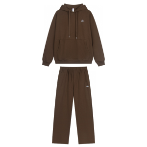44_6a85b787-395e-4e72-8152-7a731dd6d430 Alo Tracksuit