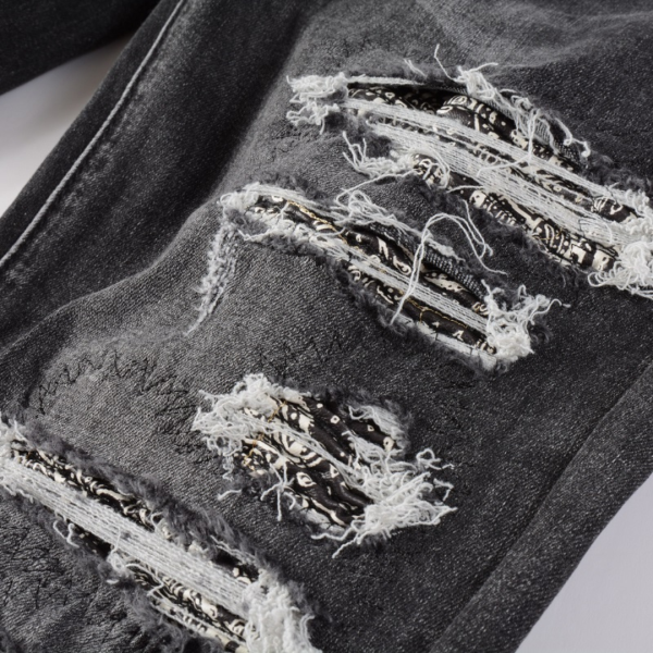 4_57c92786-9d69-4db9-8249-0f400556459d Amr Bandana Black Jeans