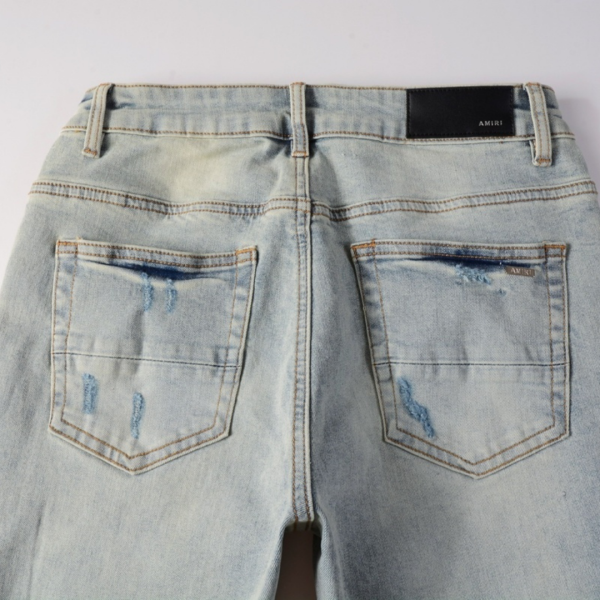 52_3109877e-9e8f-4423-b9f5-0472b9e60a9e Amr Gradient Camo Jeans