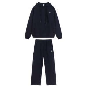 74_6081b67a-1521-4213-bb78-4d9b76ce9bf0 Alo Tracksuit