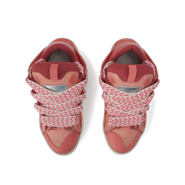 Curb Pink White